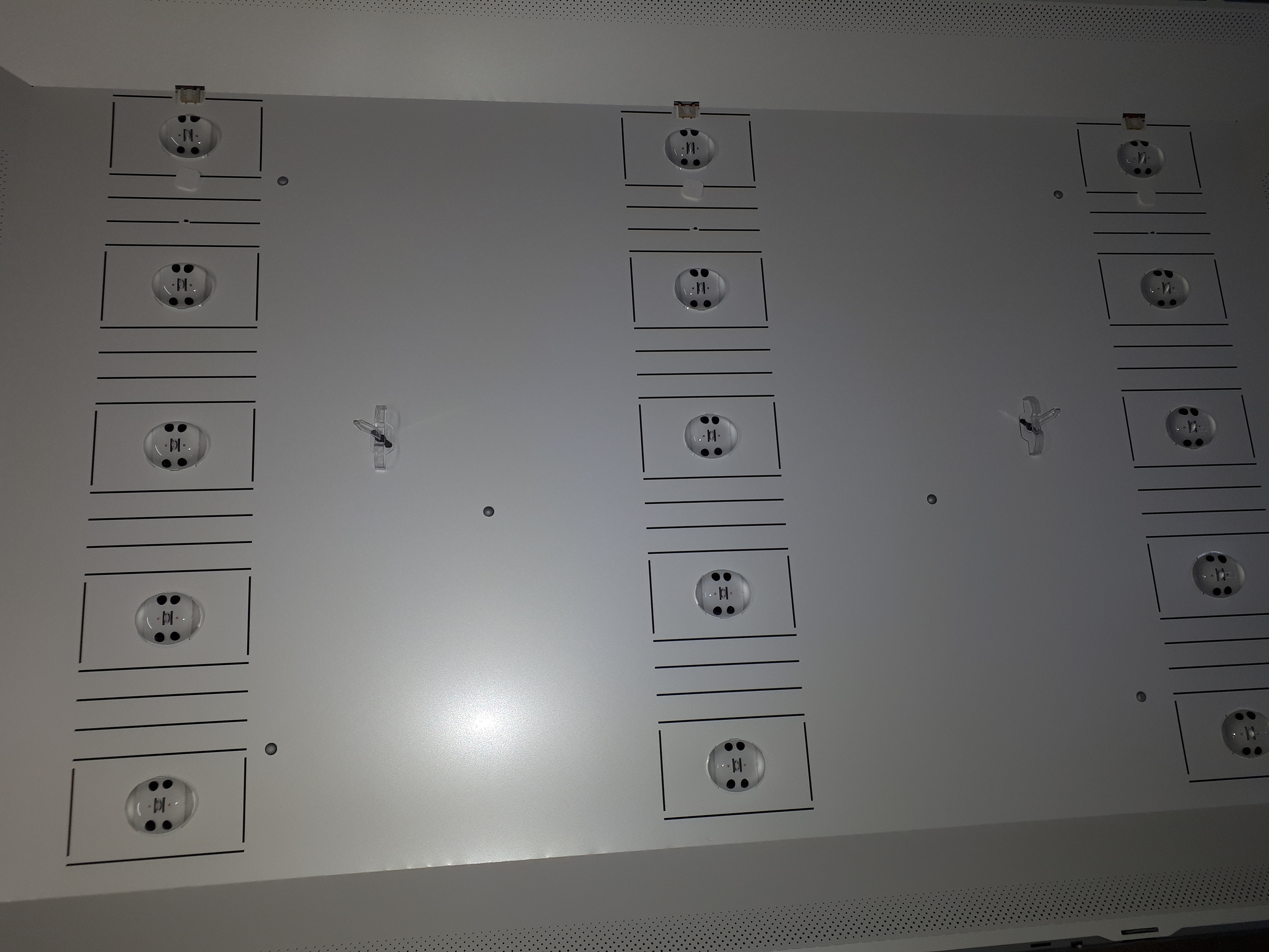 HC430DUN-ABXL1-A144  43UM6300 PLA  3x5 LED